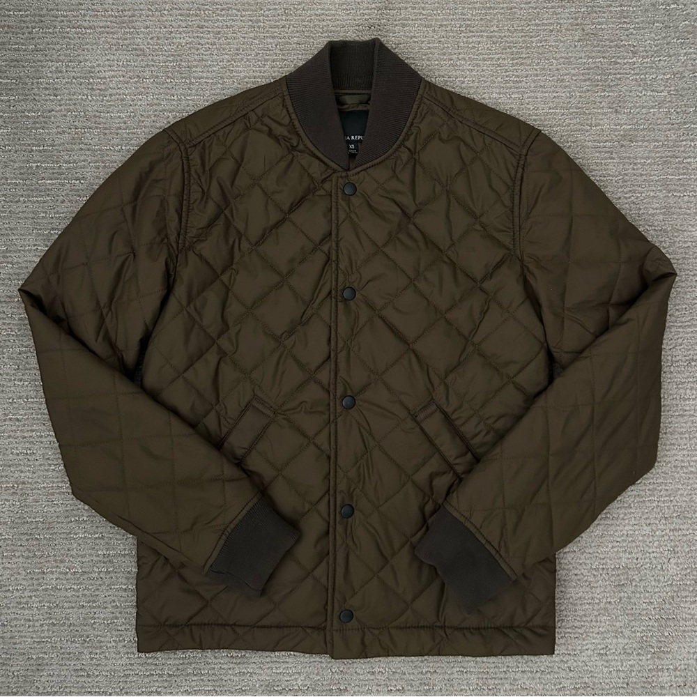 Banana Republic Men’s Quilted Bomber